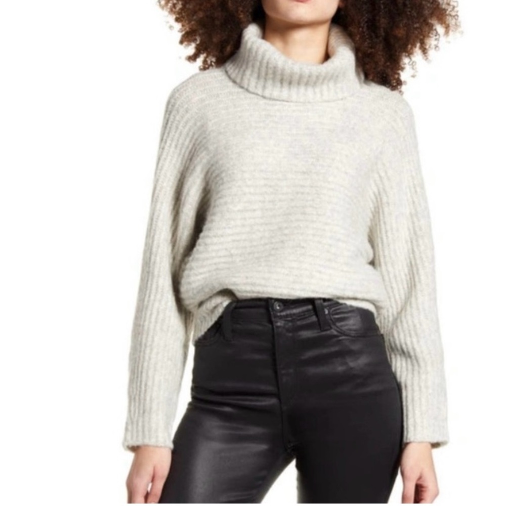 Leith Nordstrom NEW Womens Size Medium Gray Soft Turtleneck Sweater NWT